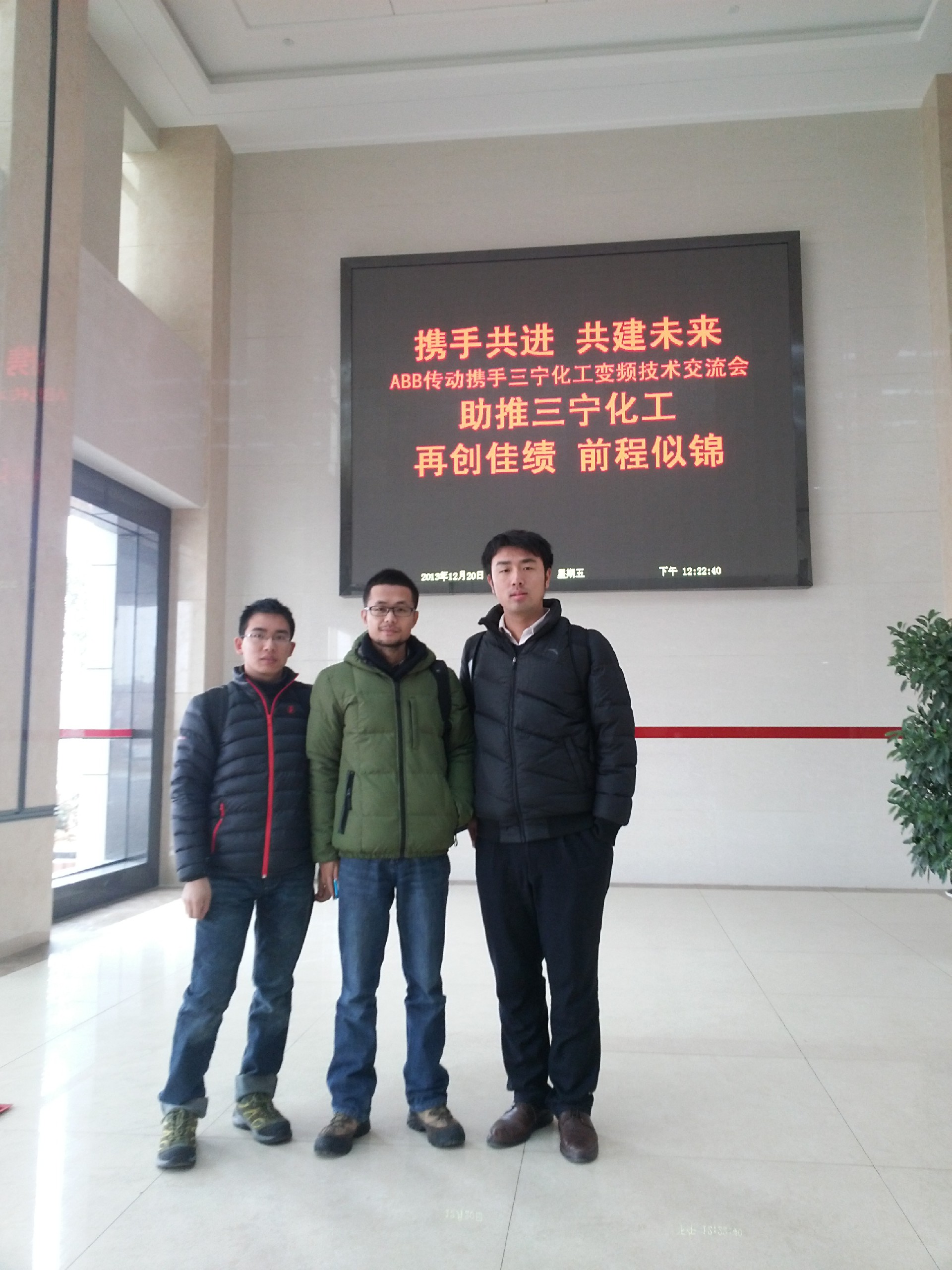 c9b6190a99006be758b005ef9f1efb8.jpg